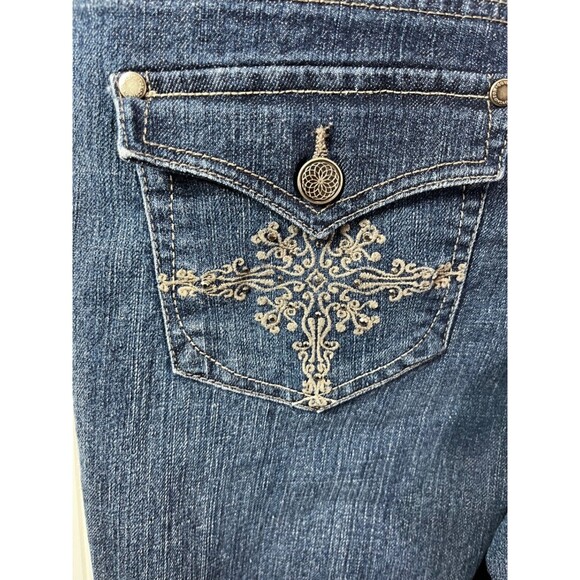 Covington Petite Women's Jeans Straight Leg Size 12P Embroider Pockets (short) - Picture 5 of 7